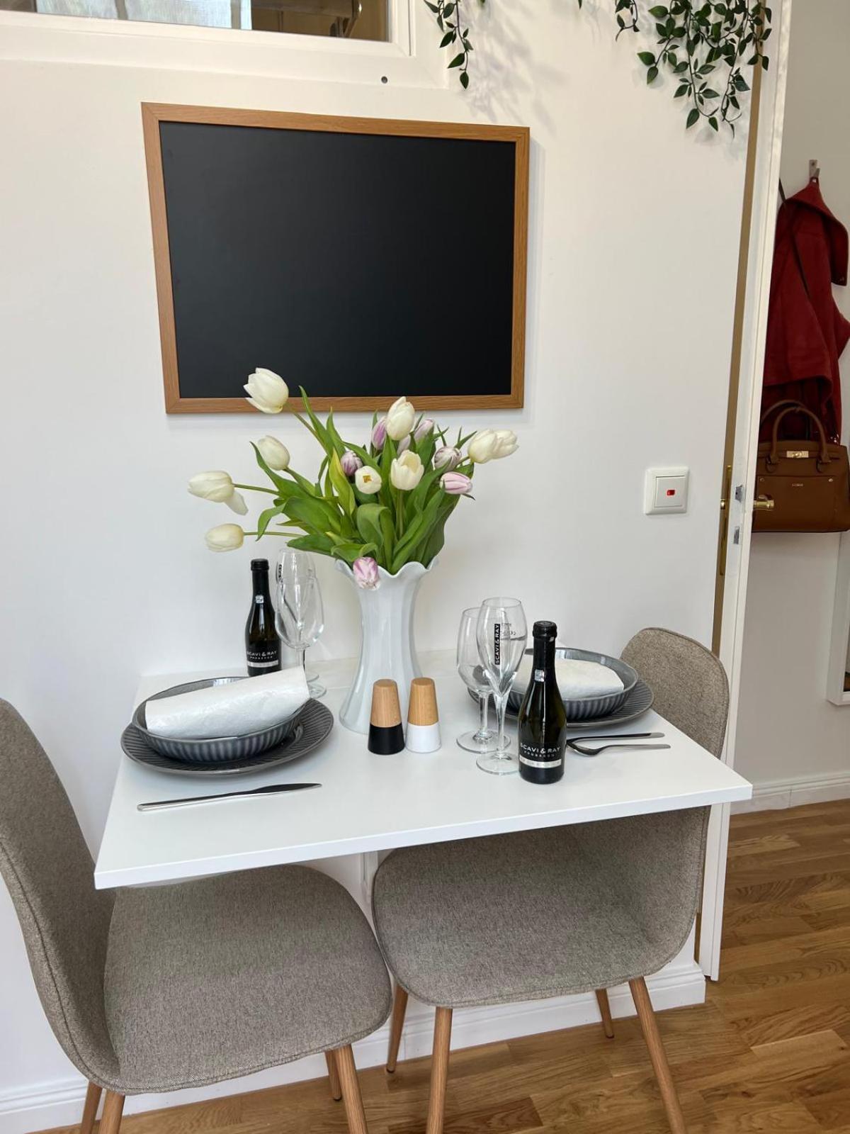 Stay Studio 1 Zentral Balkon Parkplatz Bad Pyrmont Eksteriør billede